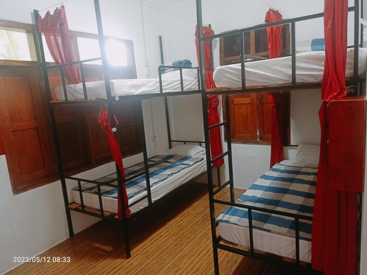 Aurora Backpackers Hostel Luang Prabang Zewnętrze zdjęcie